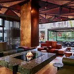 - By Ihg 酒店 4*