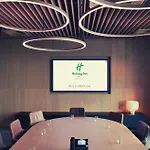 - By Ihg 酒店 4*