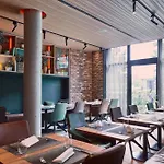 - By Ihg 酒店 奥斯纳布吕克