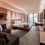 - By Ihg 奥斯纳布吕克
