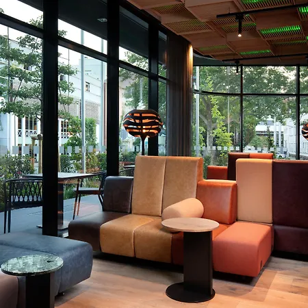 Hotel - By Ihg