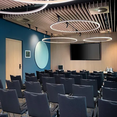 - By Ihg Hotel Osnabrueck