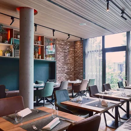 - By Ihg Hotel Osnabrück