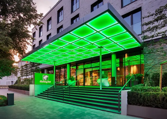 - By Ihg Отель 4*