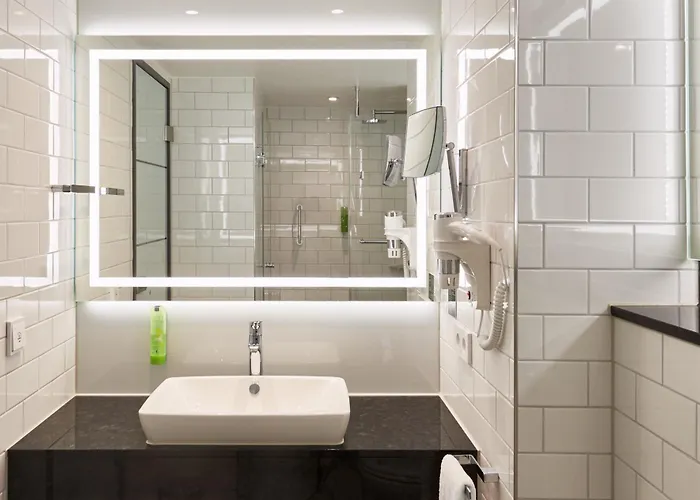 - By Ihg Hotel Osnabrück